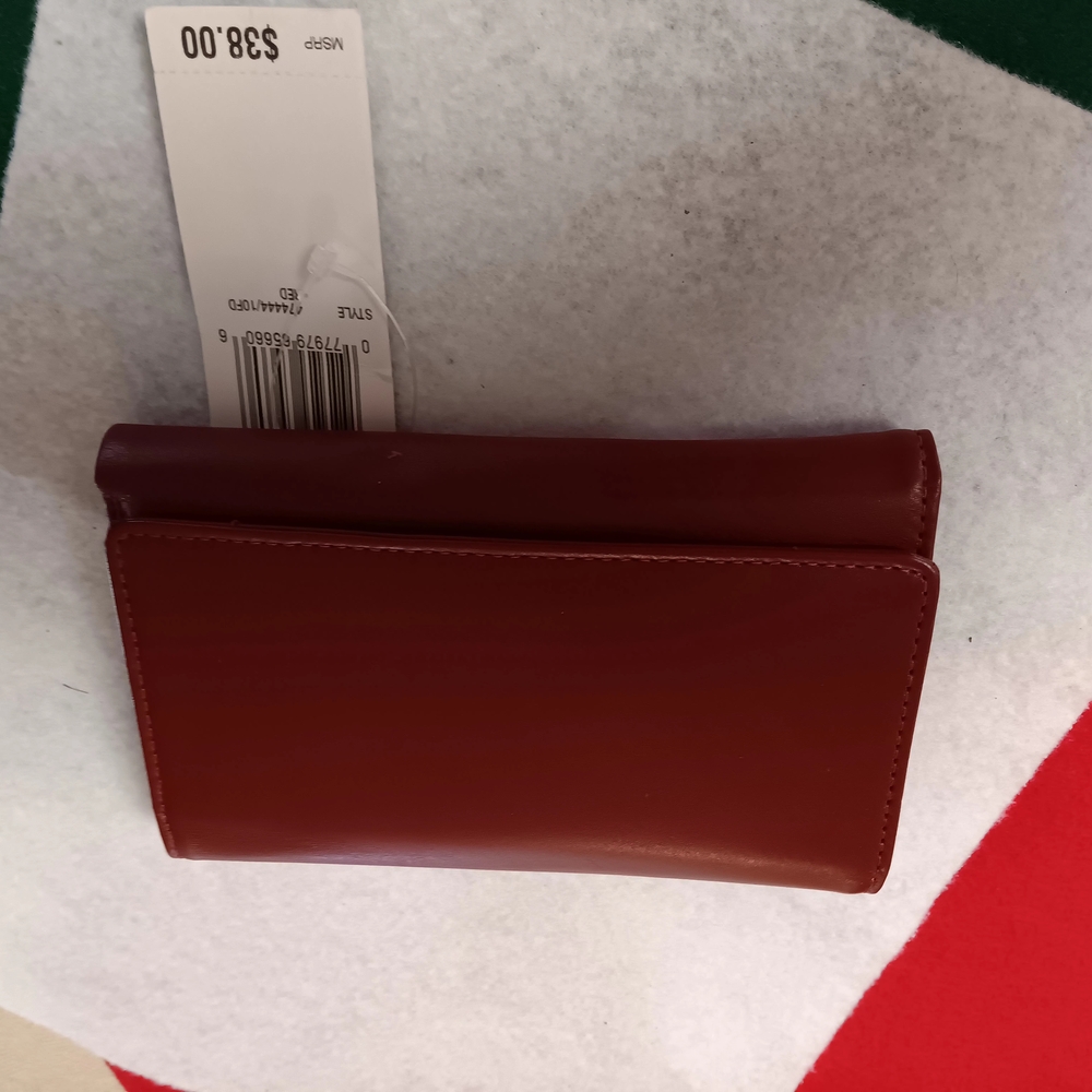Elegant Brown Leather Wallet